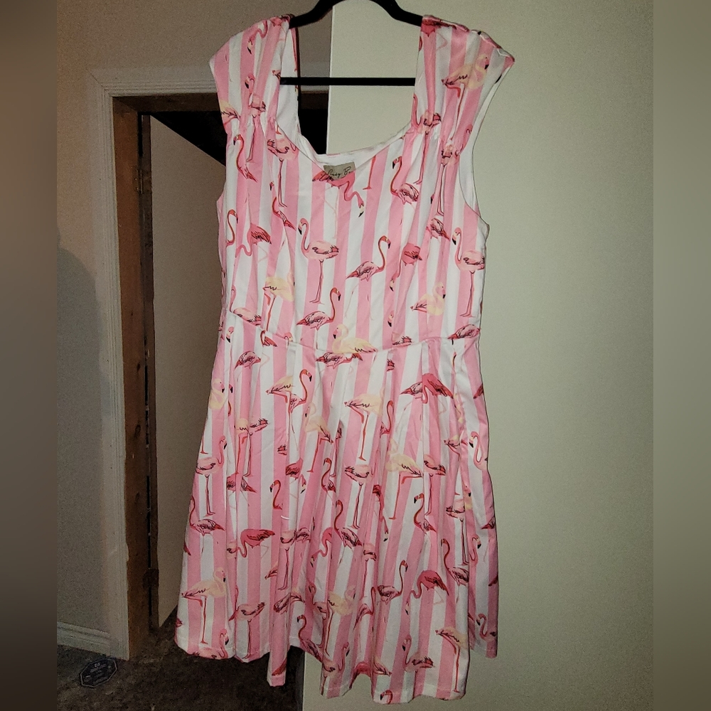Gorgeous flamingo dress